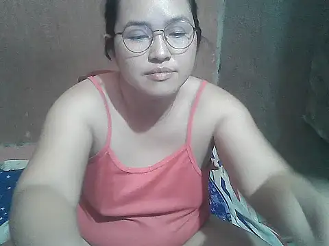 Snapshot of wildchinita00 chatting on March 12, 2026, 6:39 am wildchinita00 online show from March 12, 2026, 6:39 am