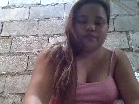 Snapshot of sweetlyn31 chatting on July 7, 2026, 8:07 am sweetlyn31 online show from July 7, 2026, 8:07 am