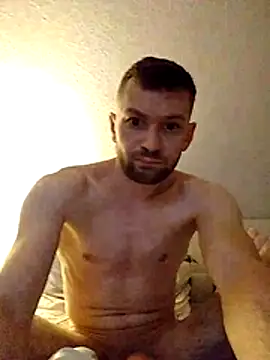 Snapshot of Sufletranit chatting on February 21, 2026, 5:37 pm Sufletranit online show from February 21, 2026, 5:37 pm