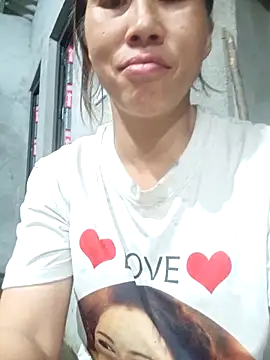 jangcute11 online show from April 13, 2026, 12:53 pm