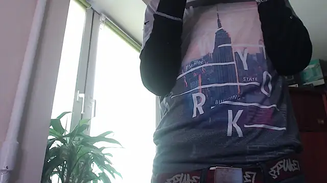 Samuel Skywalker online show from April 2, 2026, 9:16 am