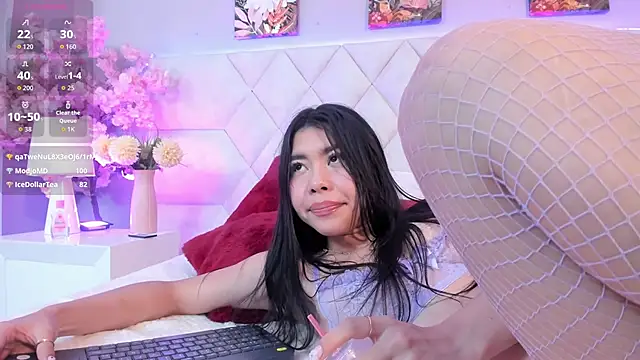 Snapshot of Bianca_Monroe_ chatting on June 6, 2026, 8:41 am Bianca Monroe online show from June 6, 2026, 8:41 am