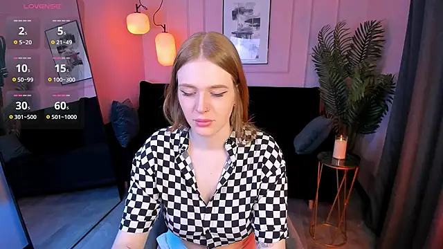 Snapshot of RinKittyy chatting on April 2, 2026, 2:13 pm RinKittyy online show from April 2, 2026, 2:13 pm