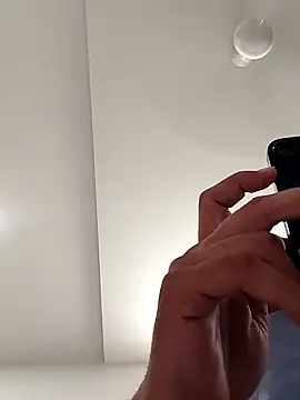 smallthickdick115 online show from August 7, 2026, 7:47 am