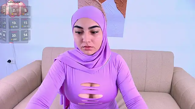 Snapshot of Malika_Noor chatting on March 25, 2026, 2:16 pm Malika Noor online show from March 25, 2026, 2:16 pm