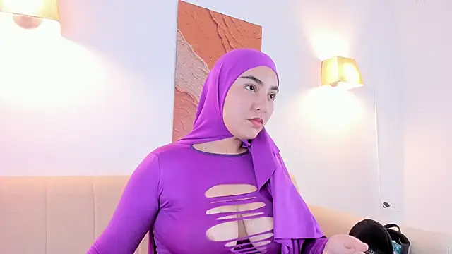 Snapshot of Malika_Noor chatting on May 12, 2026, 2:12 pm Malika Noor online show from May 12, 2026, 2:12 pm