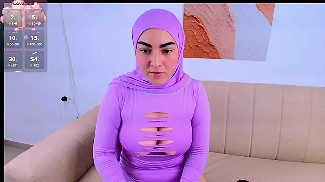 Snapshot of Malika_Noor chatting on March 21, 2026, 2:32 pm Malika Noor online show from March 21, 2026, 2:32 pm