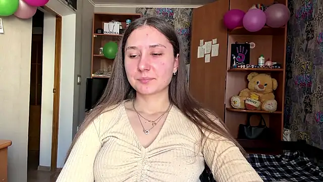 Snapshot of poly_princess chatting on March 23, 2026, 9:09 am poly princess online show from March 23, 2026, 9:09 am