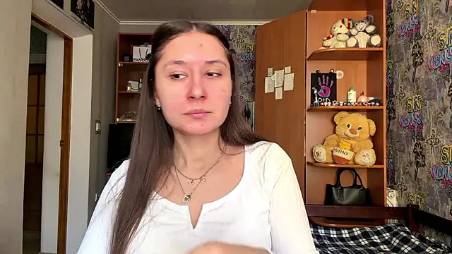 Snapshot of poly_princess chatting on March 24, 2026, 12:16 pm poly princess online show from March 24, 2026, 12:16 pm