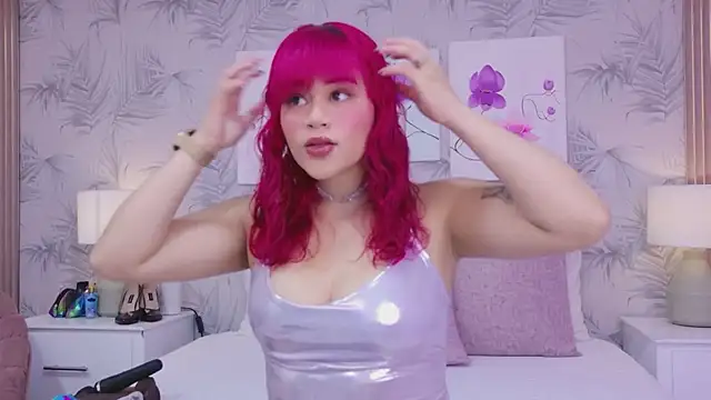 Snapshot of CherryTayloor chatting on April 4, 2026, 1:23 am CherryTayloor online show from April 4, 2026, 1:23 am