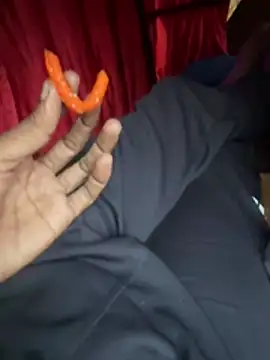 Snapshot of neekosam12 chatting on March 15, 2026, 12:23 pm neekosam12 online show from March 15, 2026, 12:23 pm