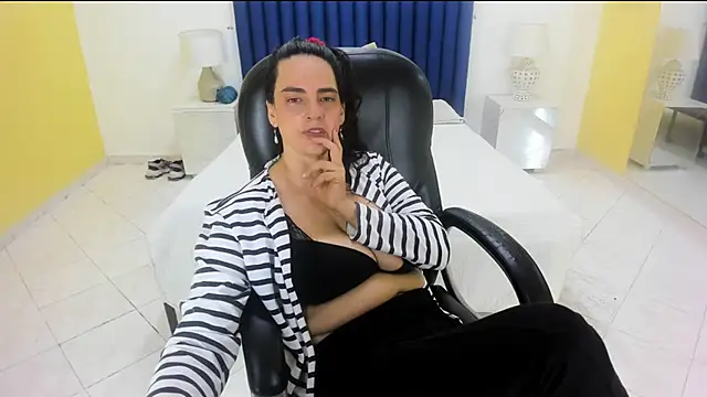 Amy Walls7 online show from April 28, 2026, 11:58 am