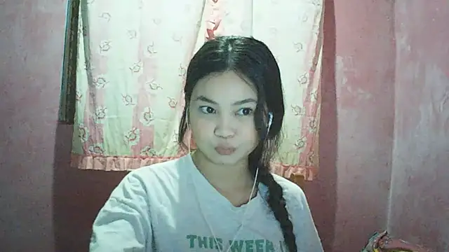 DessertFlower online show from March 27, 2026, 2:42 am