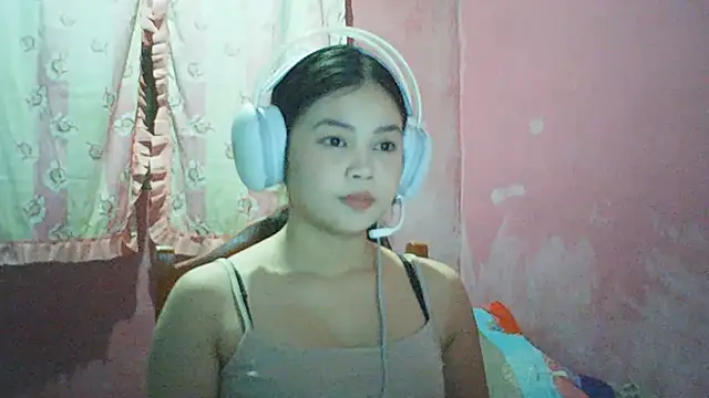 DessertFlower online show from May 15, 2026, 3:15 am
