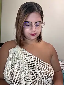 Snapshot of Lilithgomez_ chatting on March 31, 2026, 3:08 am Lilithgomez online show from March 31, 2026, 3:08 am