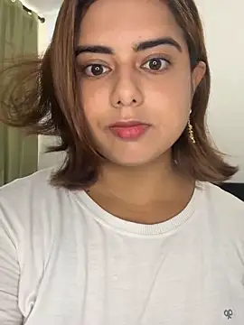 Snapshot of Lilithgomez_ chatting on March 16, 2026, 5:26 pm Lilithgomez online show from March 16, 2026, 5:26 pm