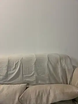 Snapshot of Lilithgomez_ chatting on April 28, 2026, 11:31 pm Lilithgomez online show from April 28, 2026, 11:31 pm