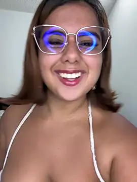 Snapshot of Lilithgomez_ chatting on March 22, 2026, 4:08 pm Lilithgomez online show from March 22, 2026, 4:08 pm