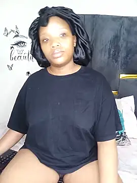 Snapshot of Divine_Beautyxx chatting on May 22, 2026, 2:09 am Divine Beautyxx online show from May 22, 2026, 2:09 am