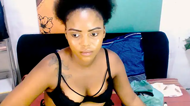Snapshot of Angel_of_sensuality chatting on April 23, 2026, 7:04 pm Angel of sensuality online show from April 23, 2026, 7:04 pm