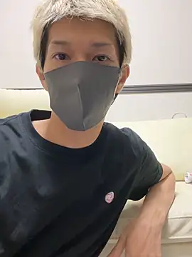 Snapshot of Yumemiru-k chatting on June 28, 2026, 7:25 am Yumemiru-k online show from June 28, 2026, 7:25 am