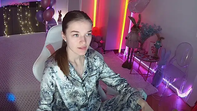 Ann Wood online show from March 23, 2026, 7:08 am