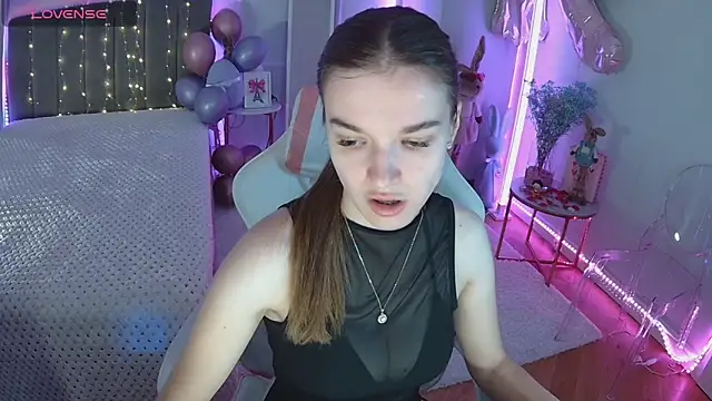 Ann Wood online show from April 6, 2026, 2:29 pm