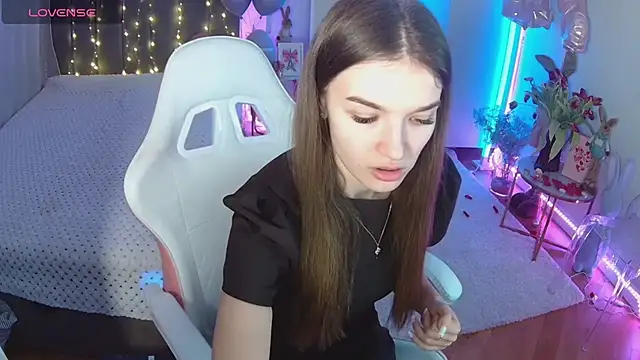 Ann Wood online show from March 16, 2026, 7:45 am