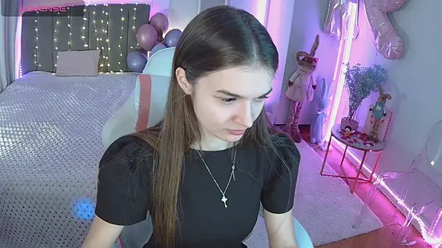 Ann Wood online show from April 4, 2026, 8:32 am