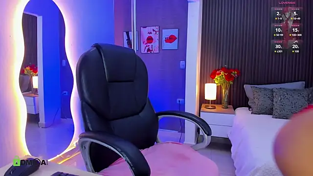 Tiphanysalvatore online show from April 6, 2026, 4:46 am