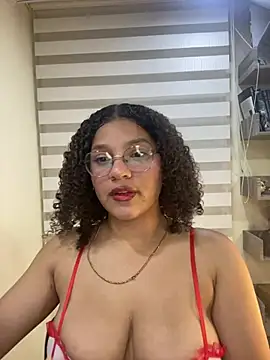Snapshot of KendyLove_ chatting on May 7, 2026, 4:50 am KendyLove online show from May 7, 2026, 4:50 am