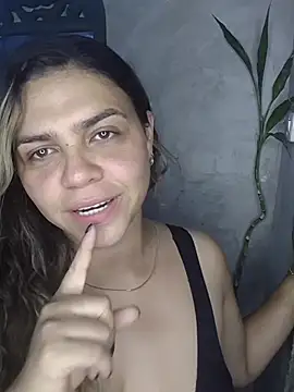 Snapshot of mar_coral2 chatting on March 5, 2026, 7:21 pm mar coral2 online show from March 5, 2026, 7:21 pm