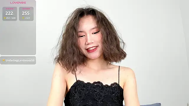Snapshot of Kiraeko chatting on May 20, 2026, 2:30 am Kiraeko online show from May 20, 2026, 2:30 am
