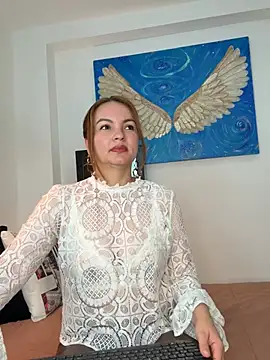 Viictoria-Jones online show from April 8, 2026, 10:17 am