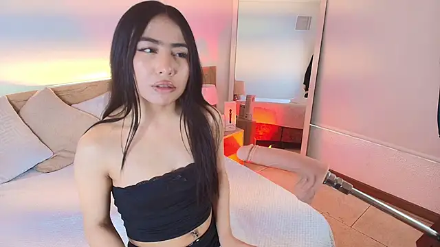 Snapshot of Valecute_ chatting on March 18, 2026, 7:59 pm Valecute online show from March 18, 2026, 7:59 pm