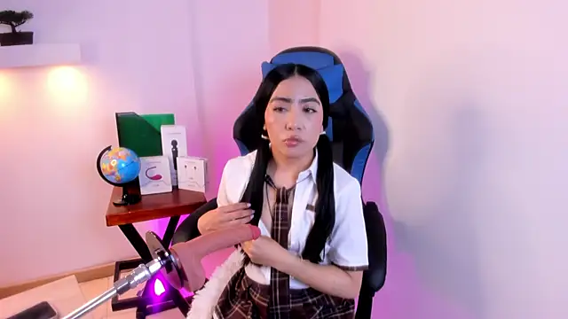 Snapshot of Valecute_ chatting on May 2, 2026, 8:14 pm Valecute online show from May 2, 2026, 8:14 pm