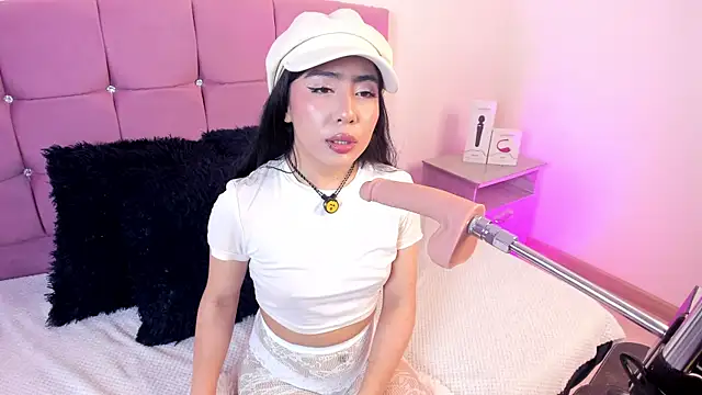 Snapshot of Valecute_ chatting on April 10, 2026, 8:05 pm Valecute online show from April 10, 2026, 8:05 pm