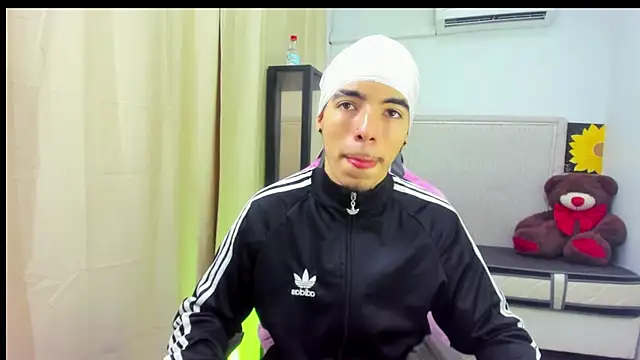 Bad bunnyy  online show from March 30, 2026, 3:35 pm