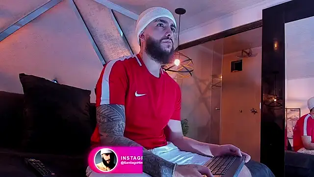 SantiagoHincapiie online show from February 27, 2026, 4:12 am