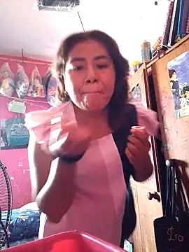 Linhaprincess online show from February 21, 2026, 7:49 pm