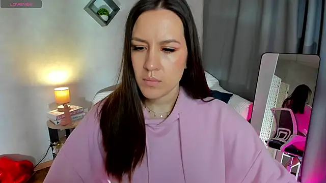Snapshot of asti_bubbles chatting on May 23, 2026, 12:53 am asti bubbles online show from May 23, 2026, 12:53 am