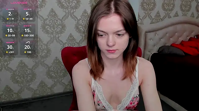  Molly Coy  online show from May 16, 2026, 8:02 am