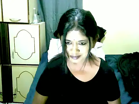 Snapshot of IndianPleasures21 chatting on June 10, 2026, 6:42 pm IndianPleasures21 online show from June 10, 2026, 6:42 pm
