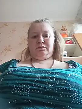 Snapshot of KiraStanton chatting on May 15, 2026, 5:00 pm KiraStanton online show from May 15, 2026, 5:00 pm