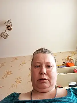 Snapshot of KiraStanton chatting on May 9, 2026, 12:41 pm KiraStanton online show from May 9, 2026, 12:41 pm