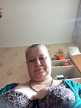 Snapshot of KiraStanton chatting on May 14, 2026, 2:14 pm KiraStanton online show from May 14, 2026, 2:14 pm