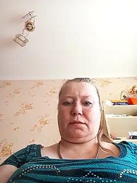 Snapshot of KiraStanton chatting on May 3, 2026, 11:47 am KiraStanton online show from May 3, 2026, 11:47 am