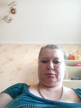 Snapshot of KiraStanton chatting on April 14, 2026, 6:51 am KiraStanton online show from April 14, 2026, 6:51 am