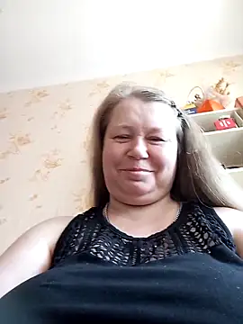 Snapshot of KiraStanton chatting on April 15, 2026, 10:10 am KiraStanton online show from April 15, 2026, 10:10 am
