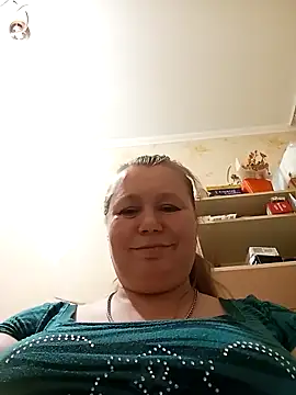 Snapshot of KiraStanton chatting on May 13, 2026, 1:01 am KiraStanton online show from May 13, 2026, 1:01 am
